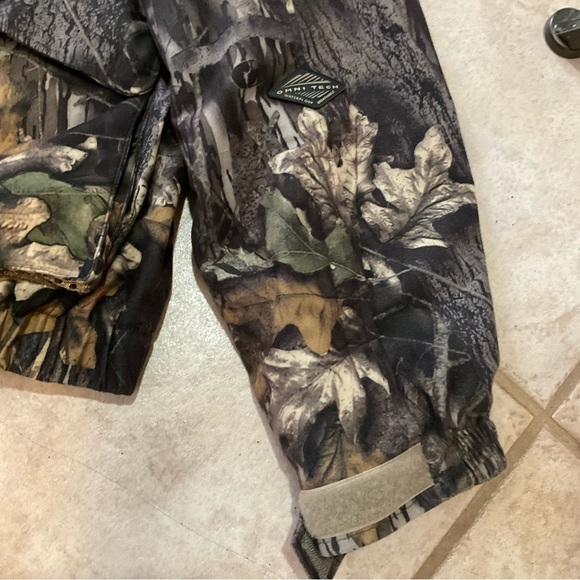 Columbia waterproof, camo hunting coat, Size M, Excellent Condition! - Picture 4 of 9